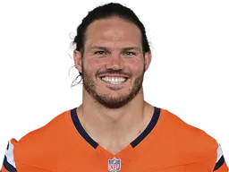 Alex Singleton headshot