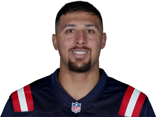 Austin Hooper headshot