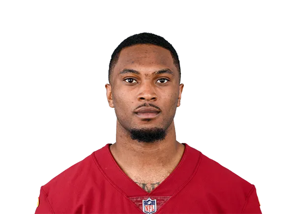 Kam Curl headshot