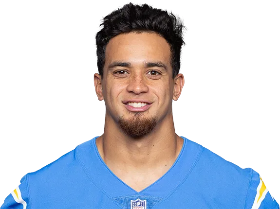 Alohi Gilman headshot