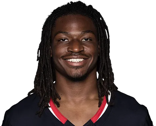 Calen Bullock headshot