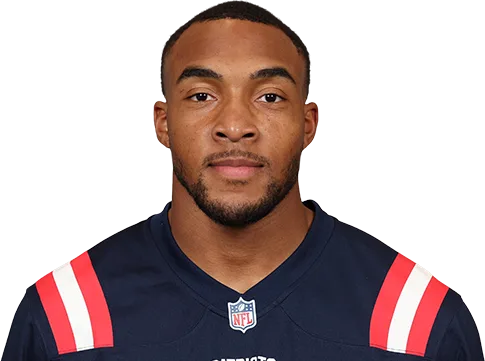 TreVeyon Henderson headshot
